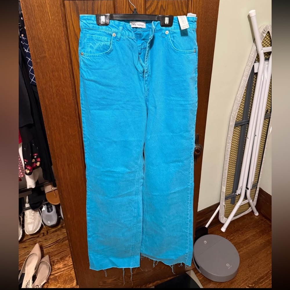 Zara Women’s Blue Jeans